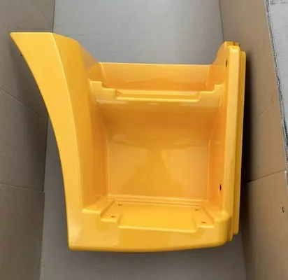 Щиток подножки правый КАМАЗ-65115 (рестайлинг) (желтый)