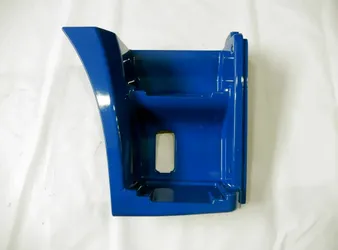 Щиток подножки правый КАМАЗ-ЕВРО (рестайлинг) (синий) ОАО РИАТ